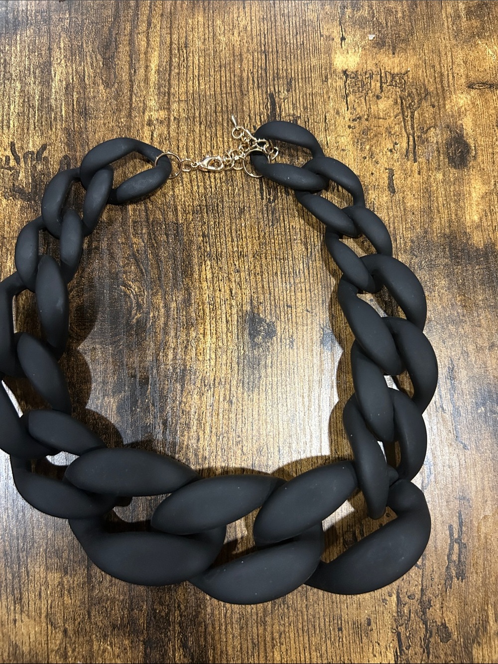 Black Chunky Link Necklace - Classic Statement